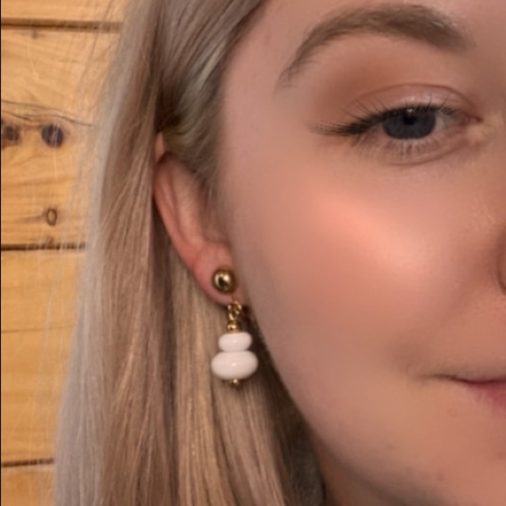 Vintage Celebrity Clip On Earrings Gold White Dangle Glam Chunky